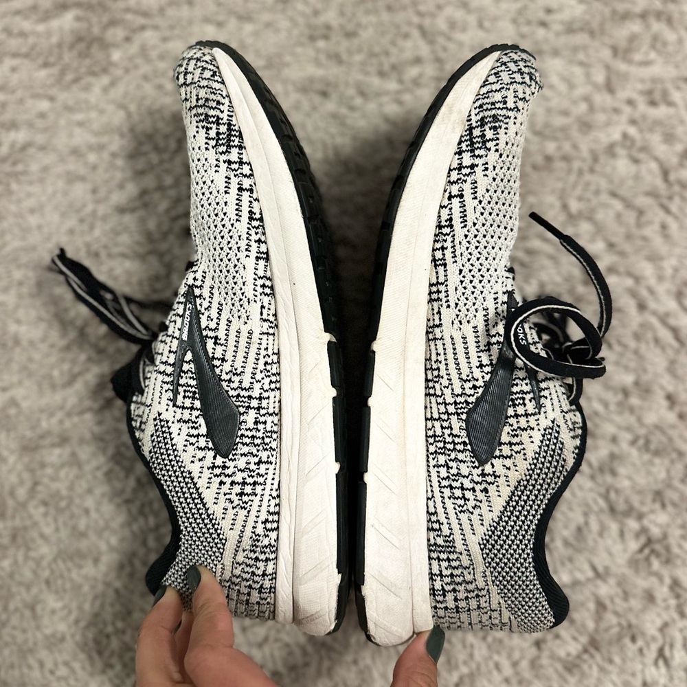 Brooks Revel 3.